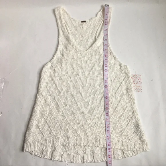 Free People Chevron Tank top Knit Sweater Ivory Size Medium - Picture 14 of 14